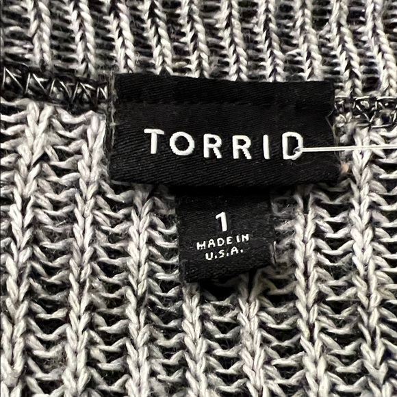 Torrid Black and White Knit Scoop Neck Sweater - Picture 8 of 9